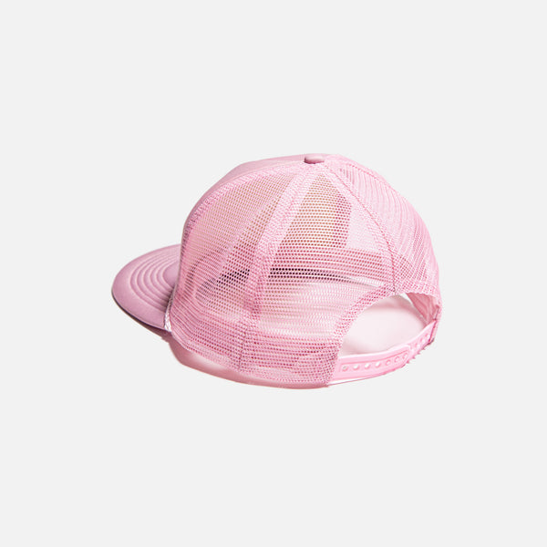 STRAYE Fuego Trucker Pink — custom snapback mesh trucker cap