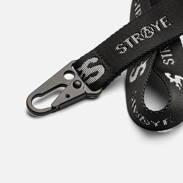 PEACEMINUSONE PMO LANYARD #1 ブラック STRAYE VIP One — heavy-duty nylon lanyard with tactical carabiner