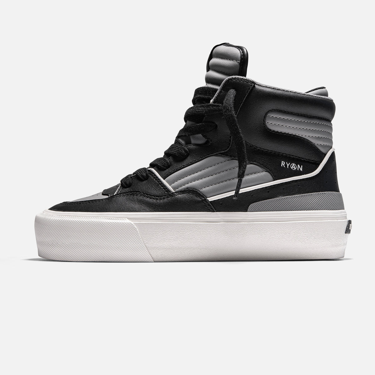 HOLLYWOOD - BLACK GREY | Side View
