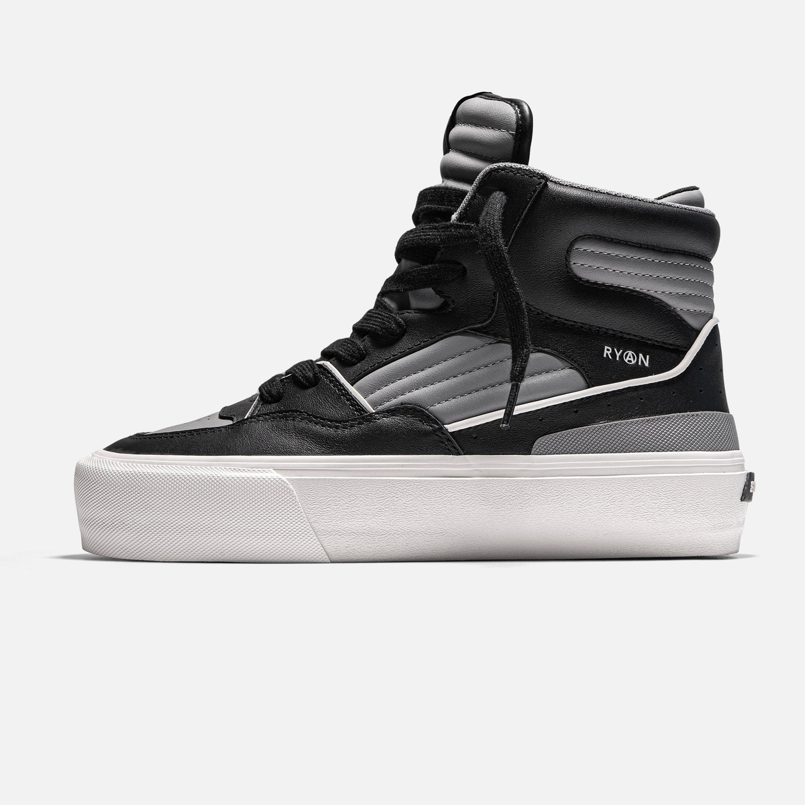 HOLLYWOOD - BLACK GREY | Side View