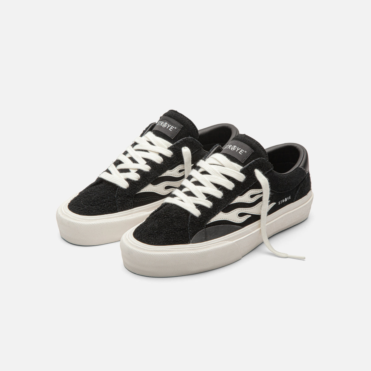 STRAYE Logan Black Flame – hero view low-top skate sneaker