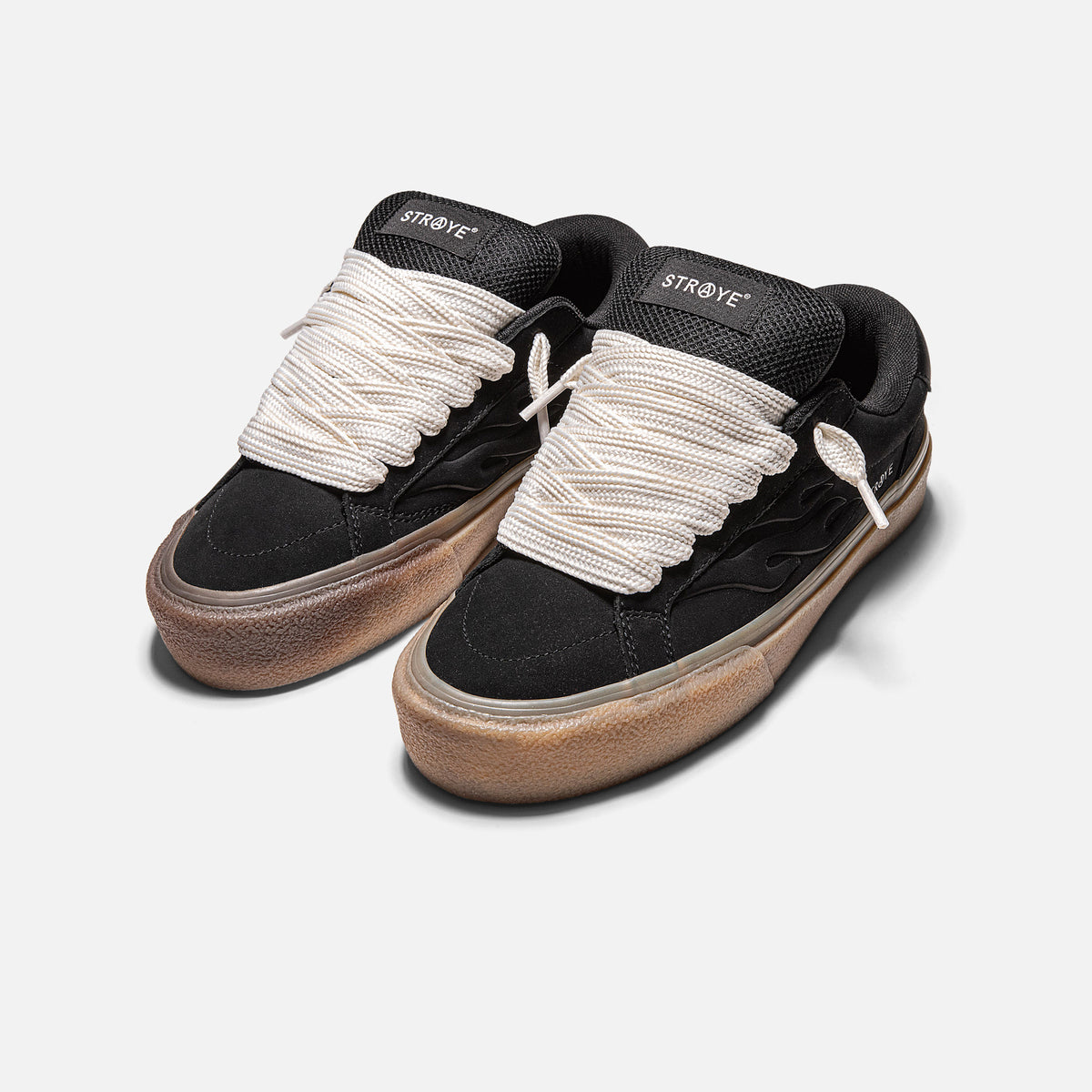 LOGAN PUFF - BLACK CREPE | Hero View