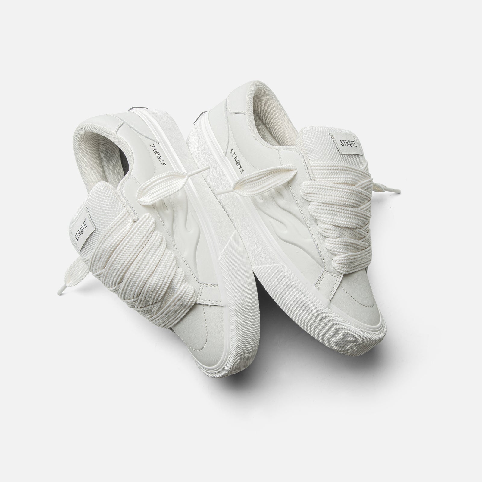 STRAYE Logan Puff Blanco Bevel – side view low-top skate sneaker
