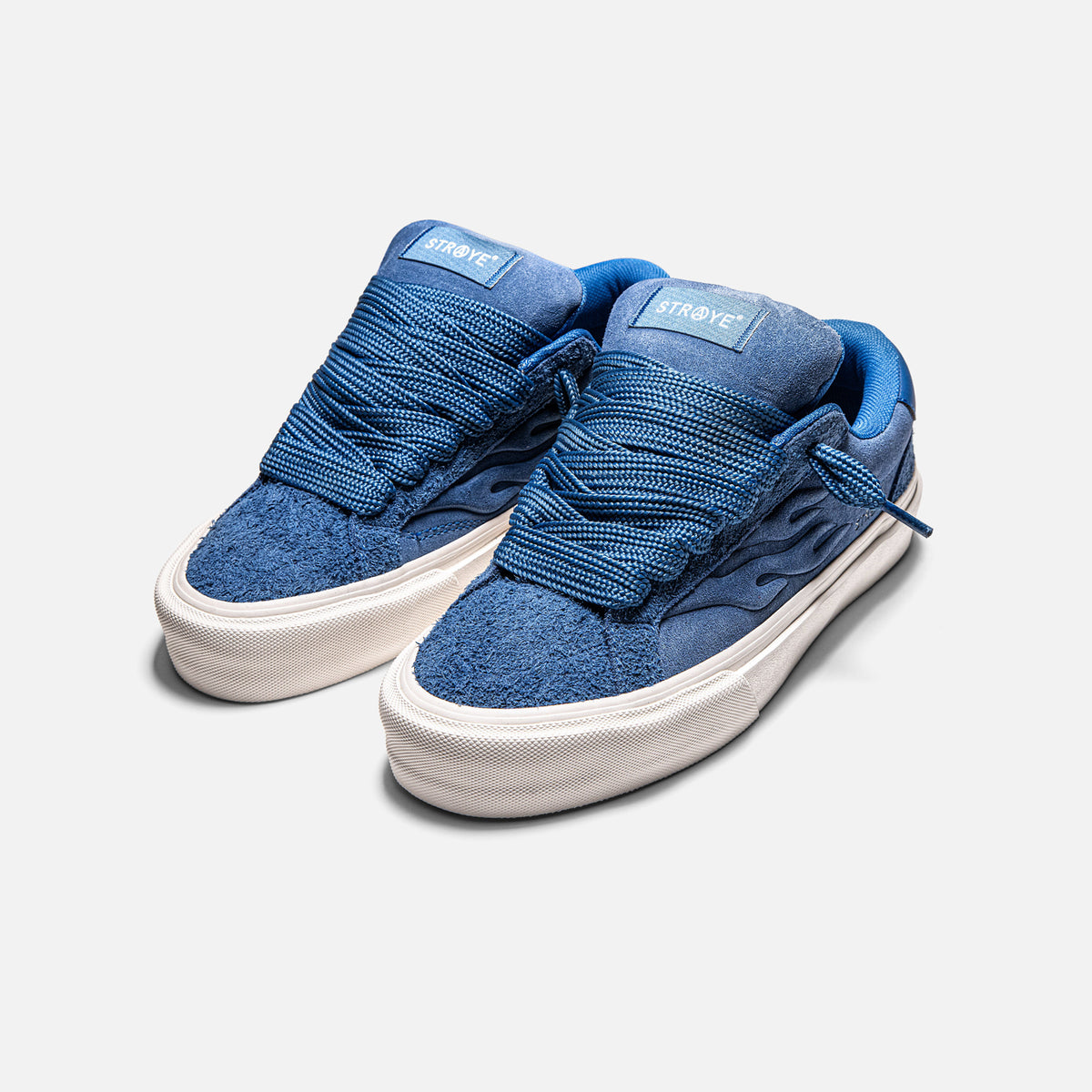 LOGAN PUFF - BLUE BEVEL | Hero View