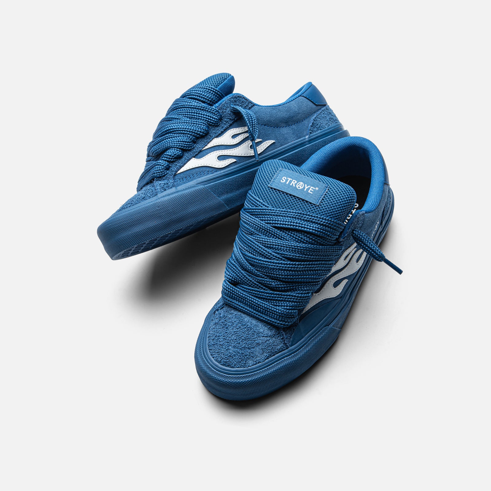 STRAYE Logan Puff Cripto – side view low-top skate sneaker