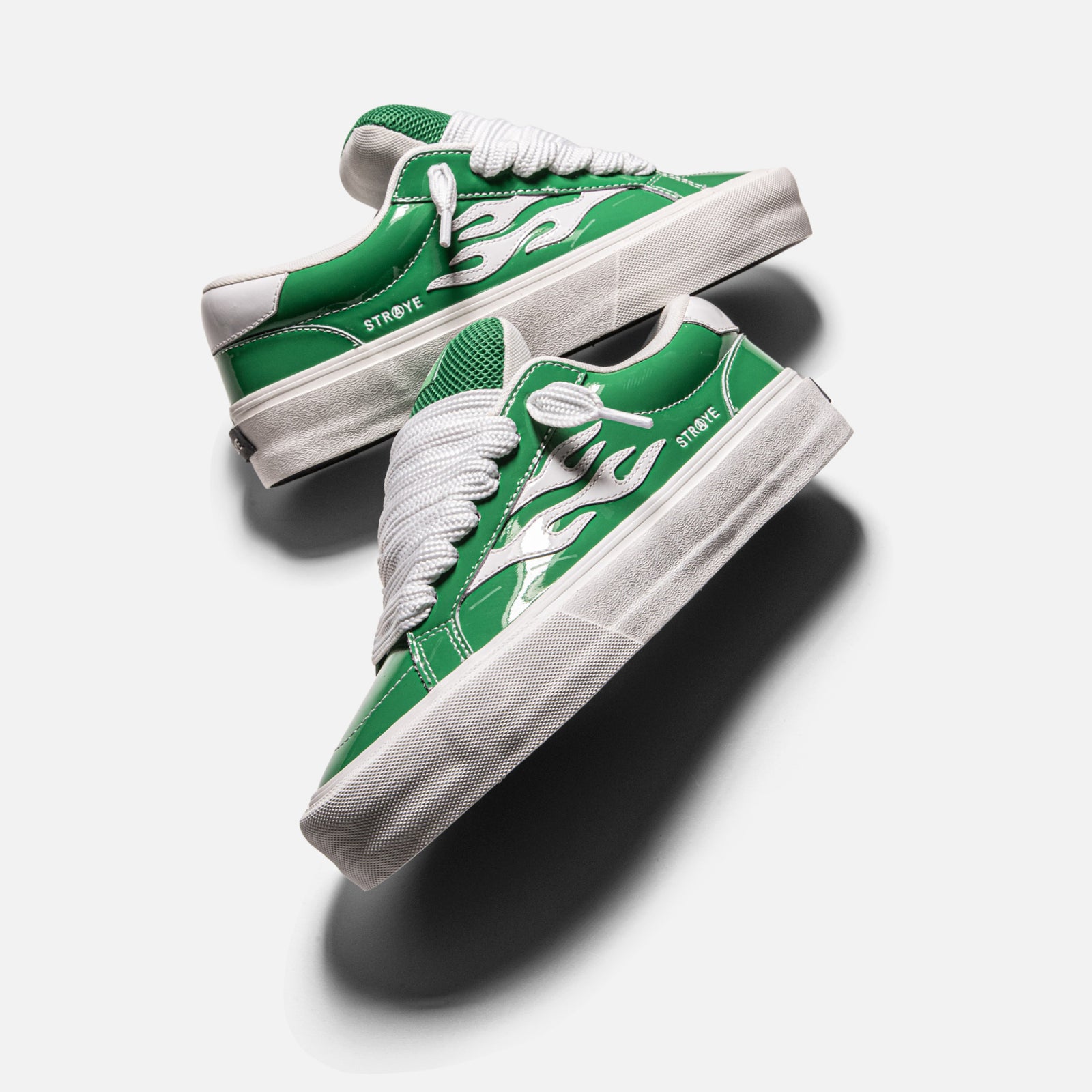 LOGAN PUFF - GLOSSY GREEN | Side View