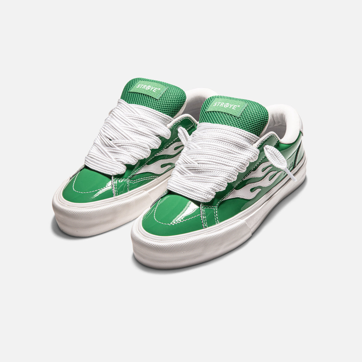 LOGAN PUFF - GLOSSY GREEN | Hero View