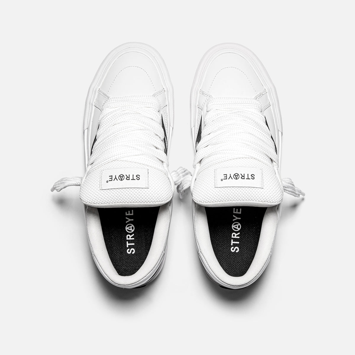 LOGAN PUFF - GLOSSY WHITE | TOP VIEW