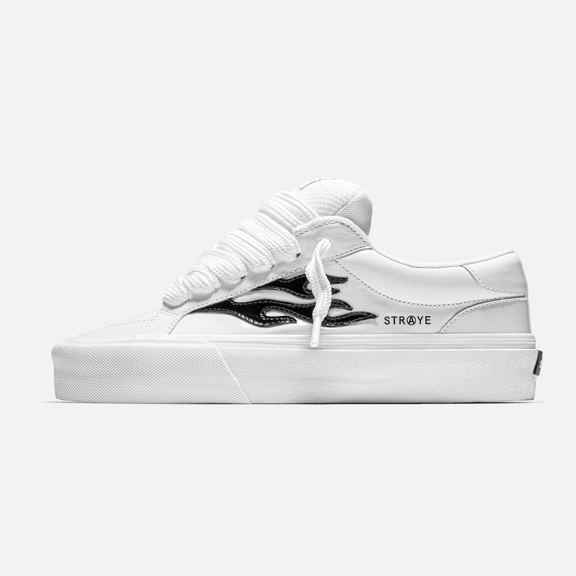 LOGAN PUFF - GLOSSY WHITE | SIDE VIEW