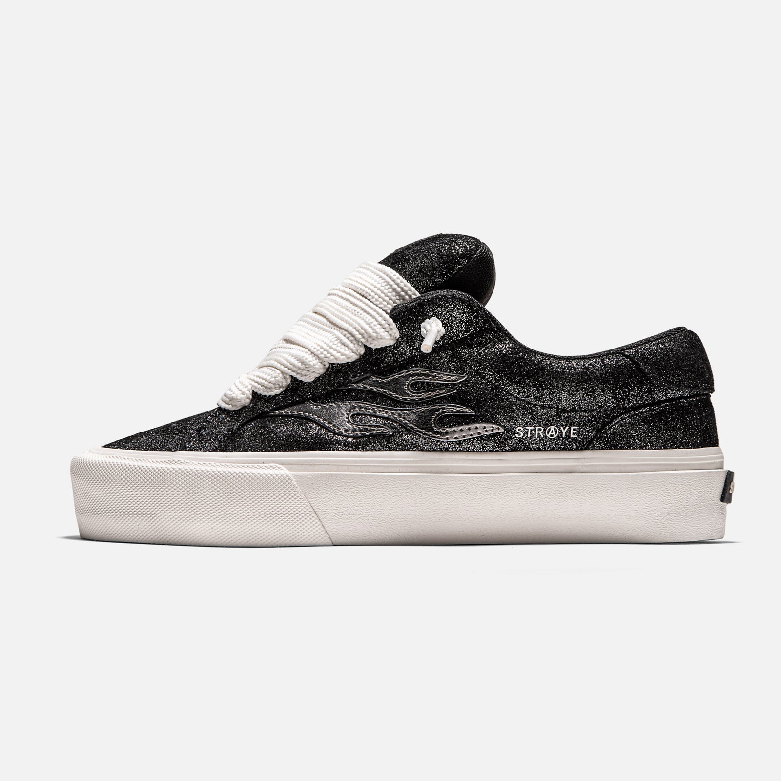 LOGAN PUFF - METALLIC BLACK | Side View