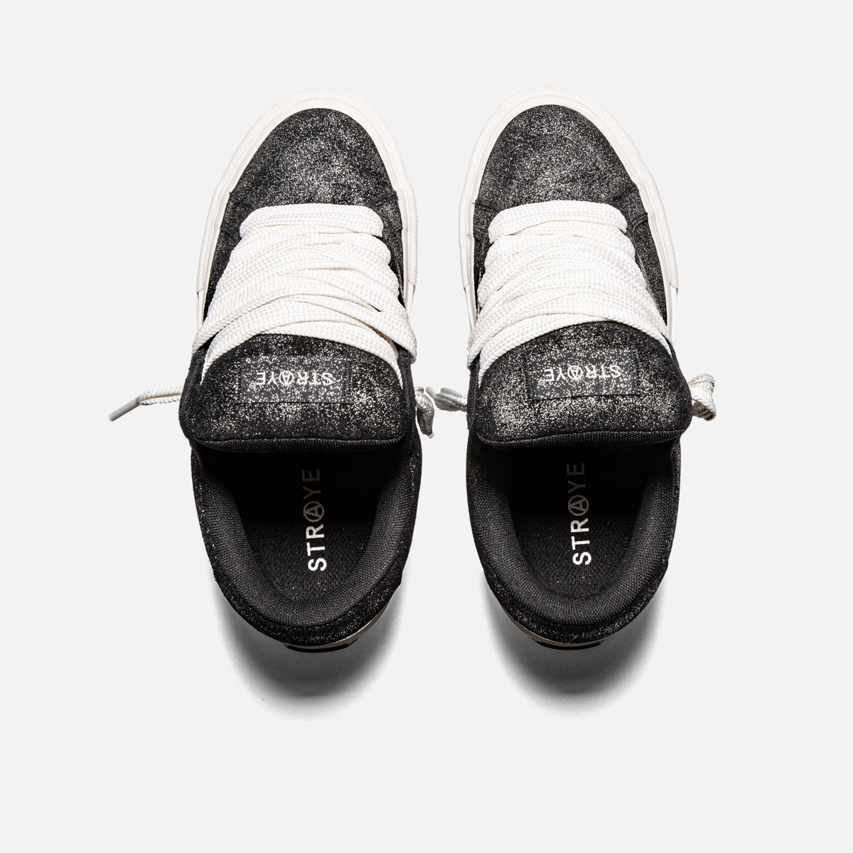 LOGAN PUFF - METALLIC BLACK | Top View