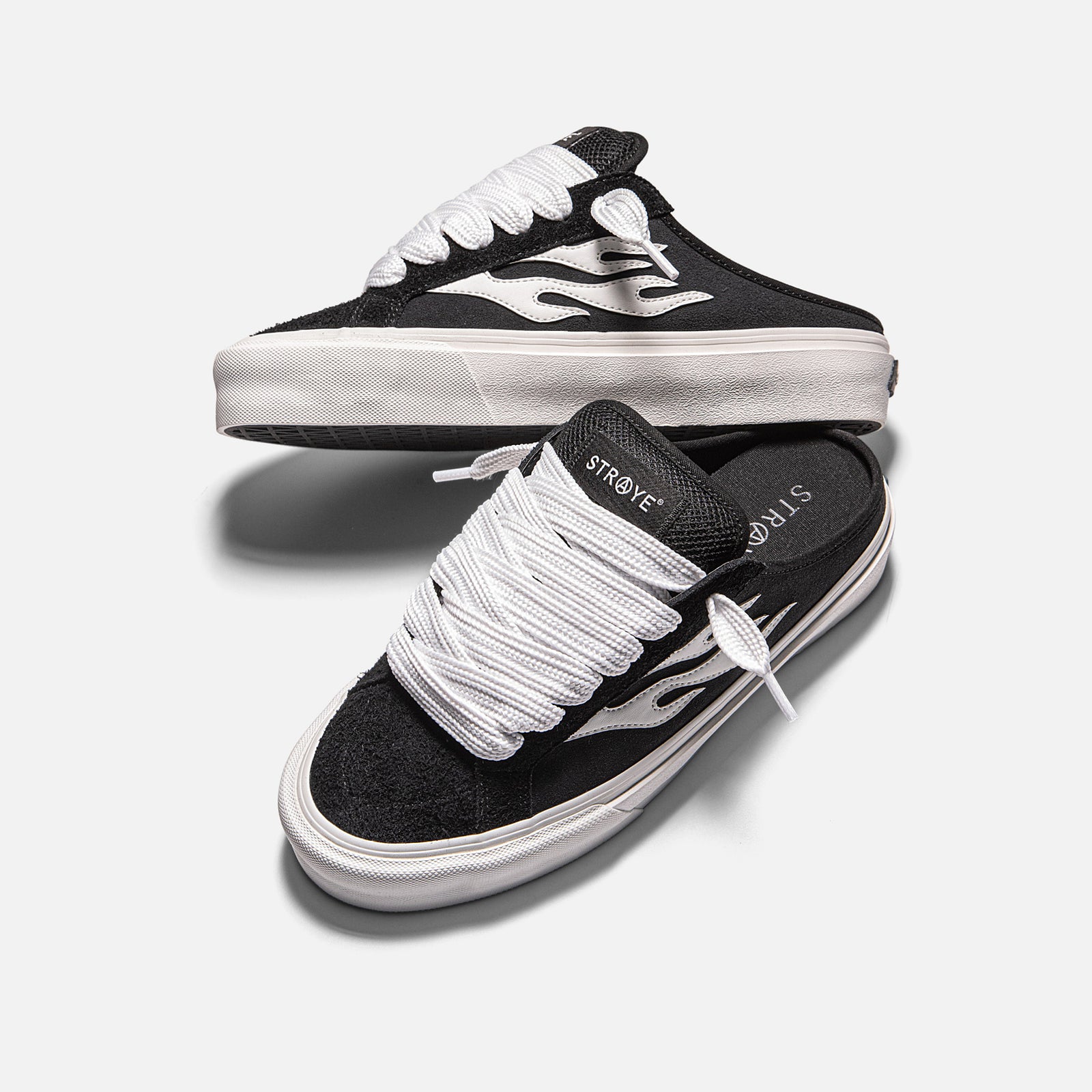 LOGAN MULE - BLACK | Side View