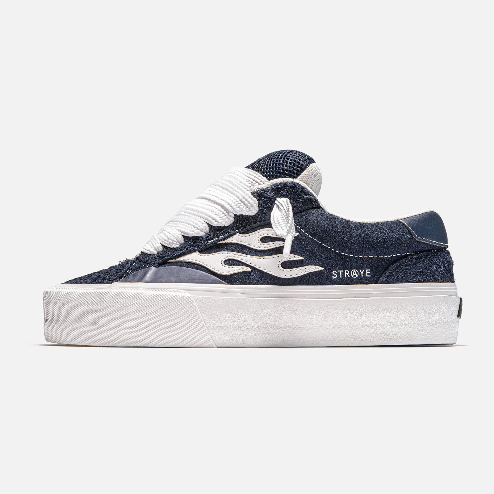 LOGAN PUFF - NAVY | Side View