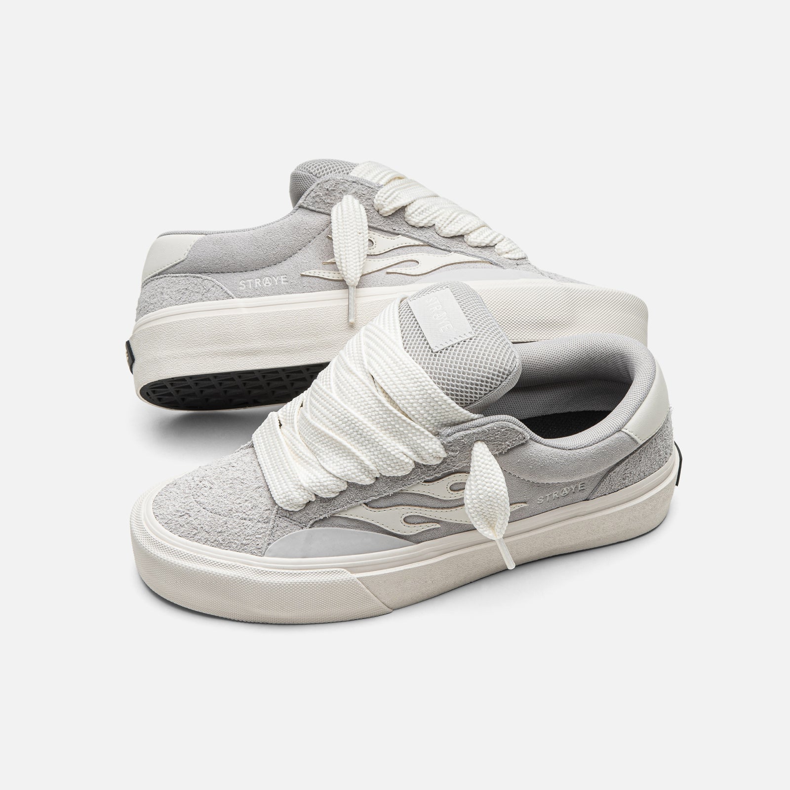 STRAYE Logan Puff Silver – side view low-top skate sneaker