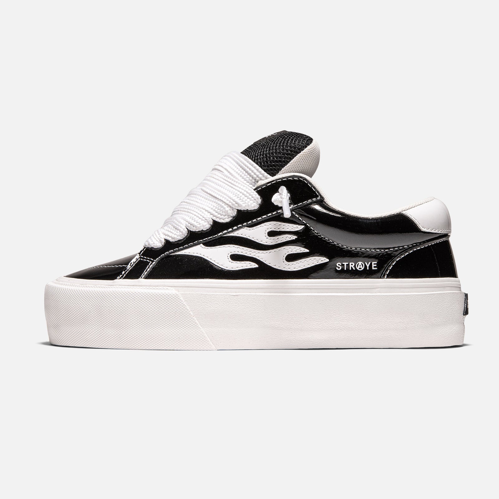 LOGAN STOMPER - GLOSSY BLACK | Side View