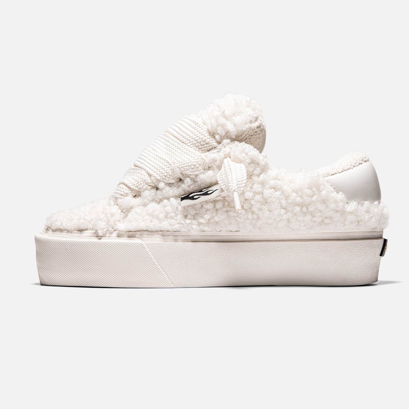 LOGAN TEDDY - CREAM | Side View