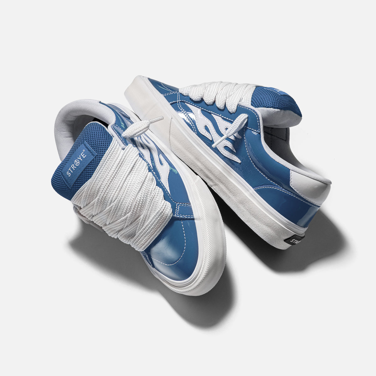 STRAYE Logan Puff Glossy Blue – Freestyle view low-top skate sneaker