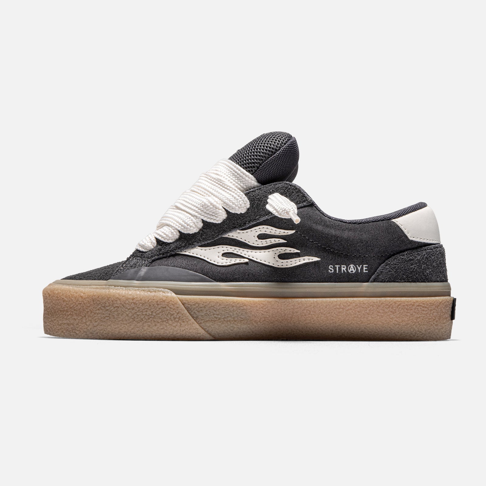 STRAYE Logan Puff Carbon Crepe – side view low-top skate sneaker