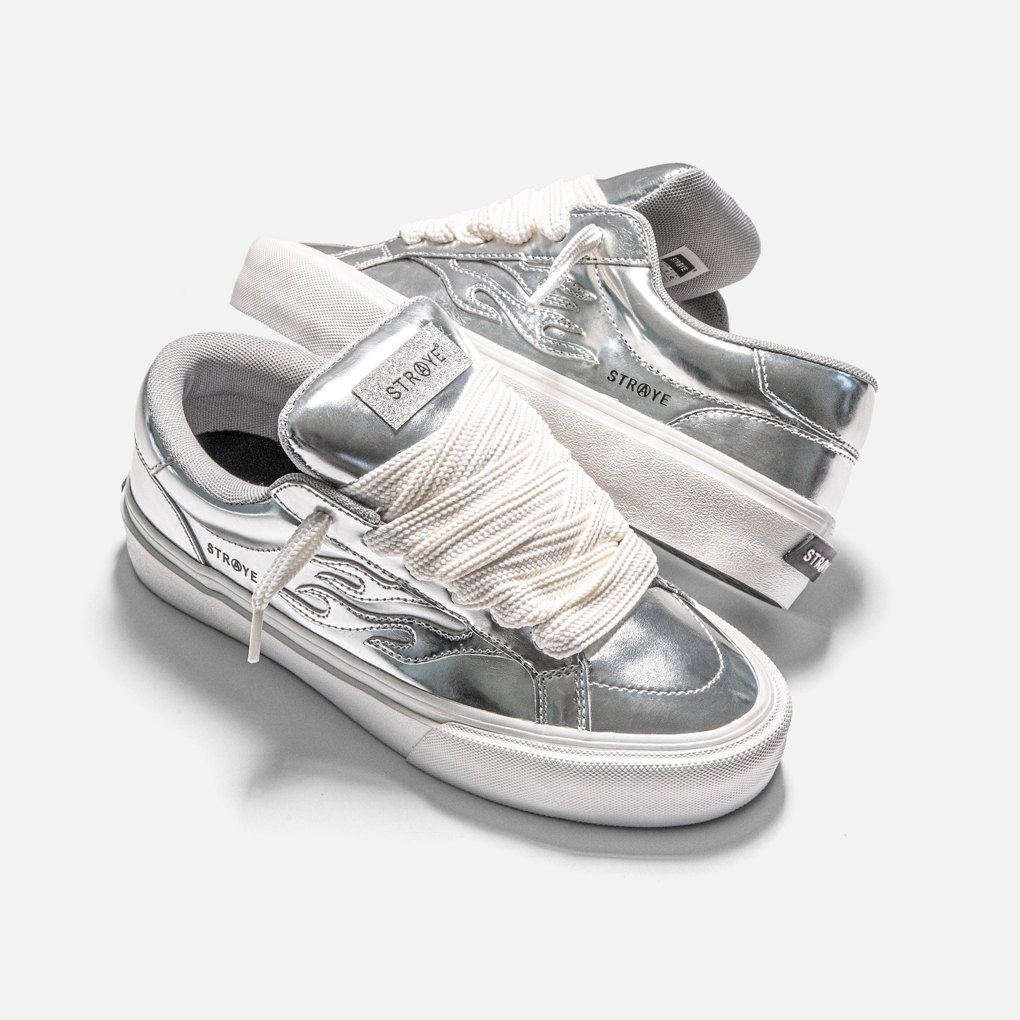 STRAYE Logan Puff Chrome – side view low-top skate sneaker