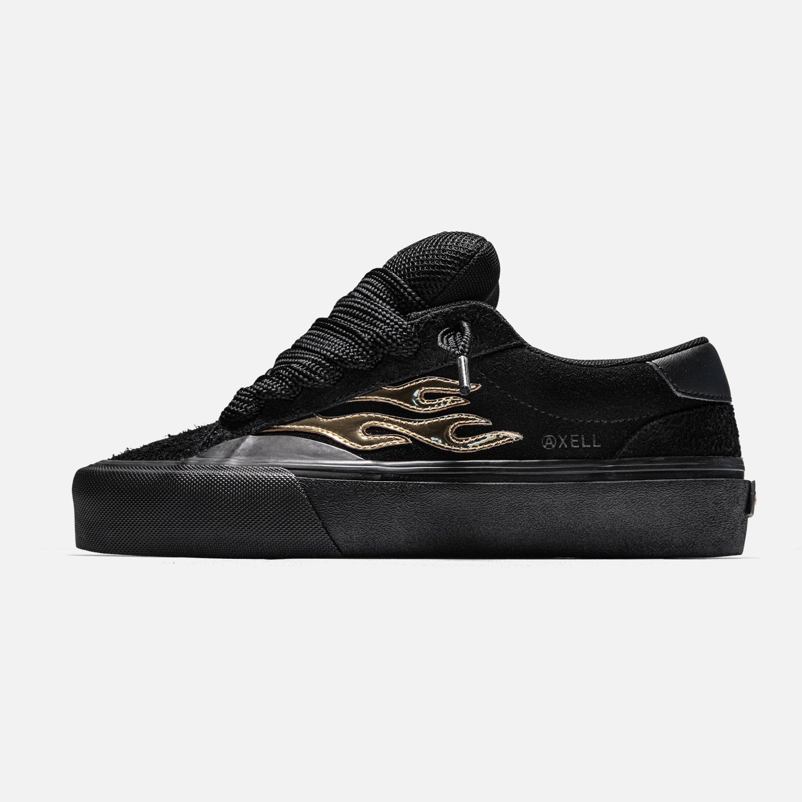 STRAYE Logan Puff Slay’r – side view low-top skate sneaker