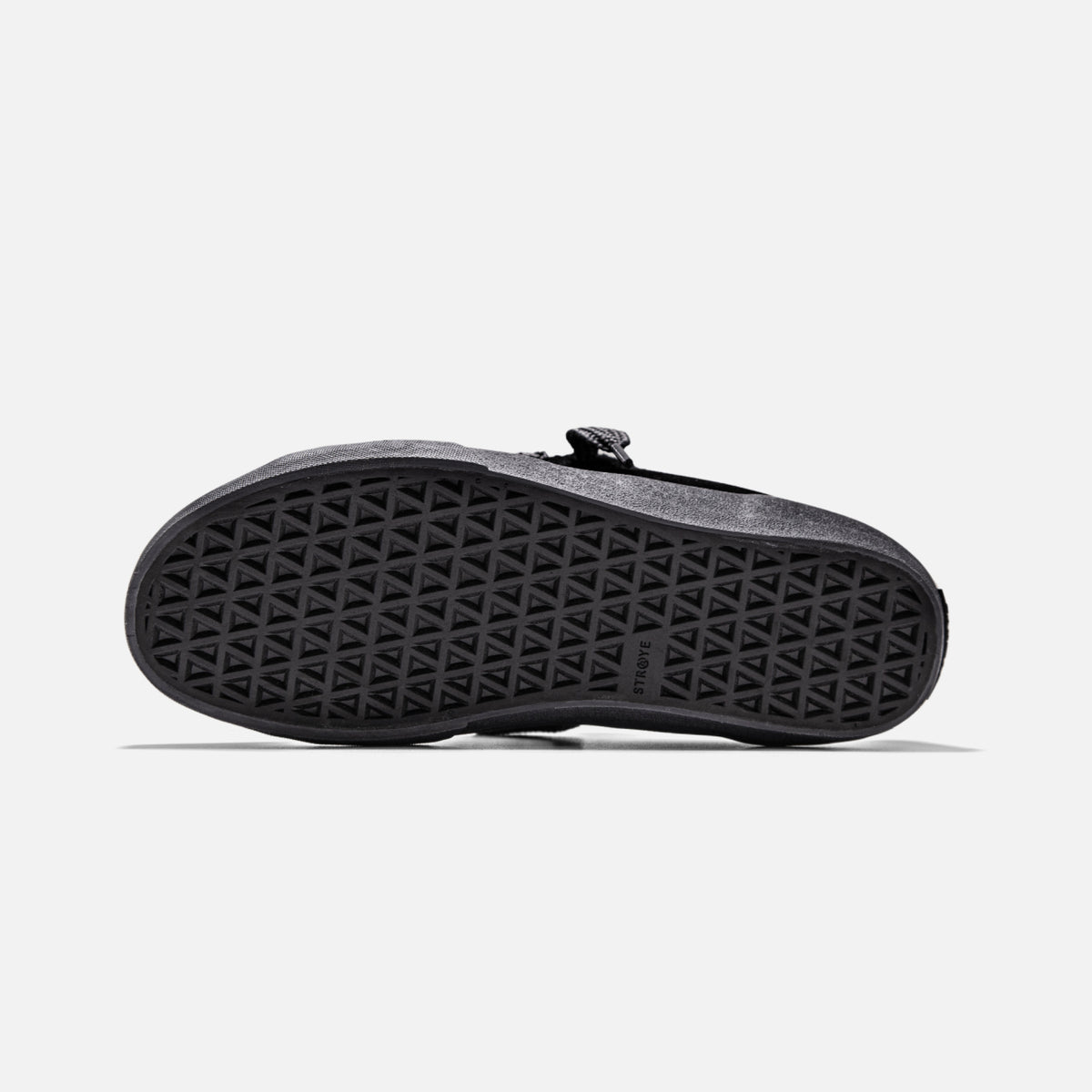 STRAYE Logan Puff Slay’r – bottom view low-top skate sneaker