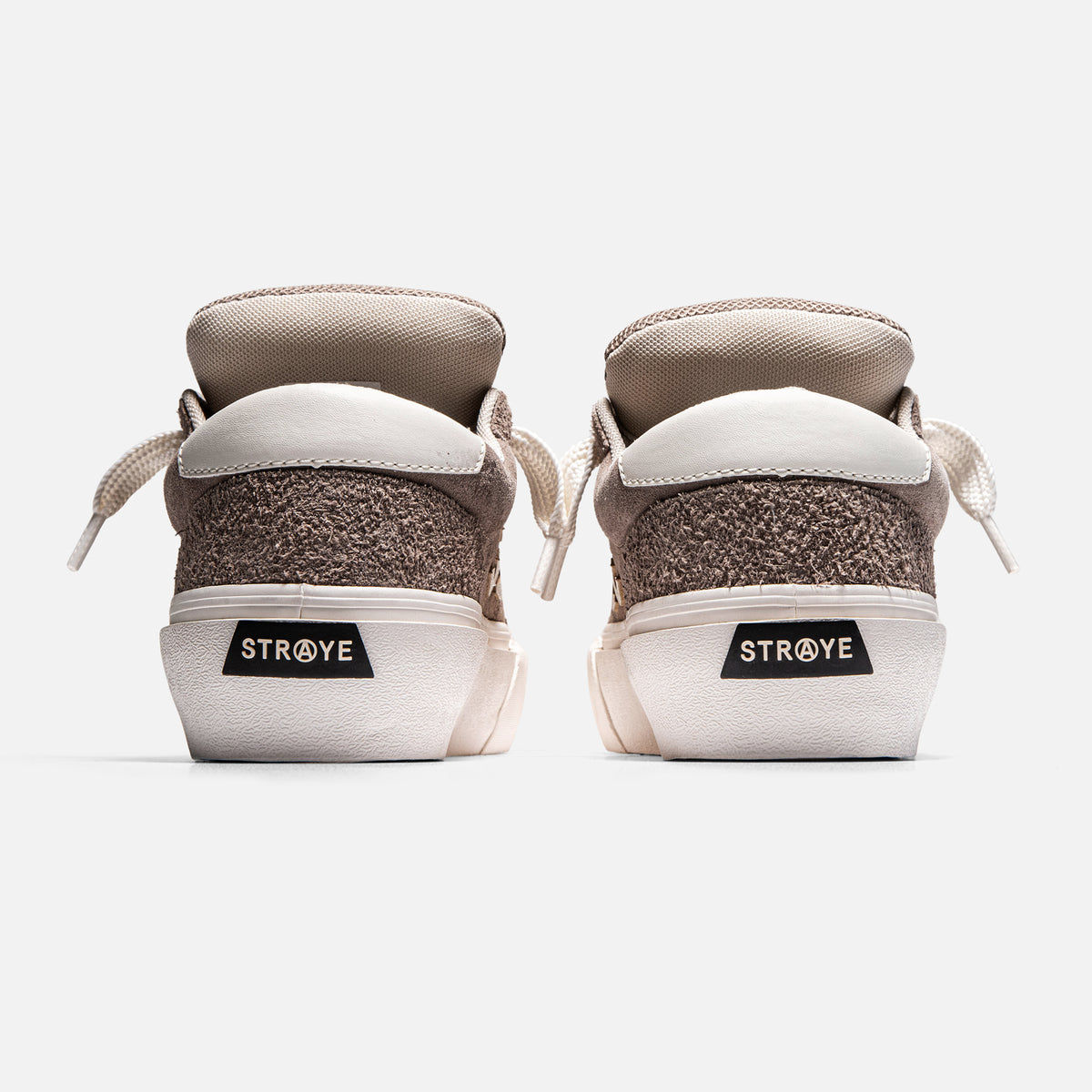 STRAYE Logan Stomper Taupe – back view low-top platform sneaker