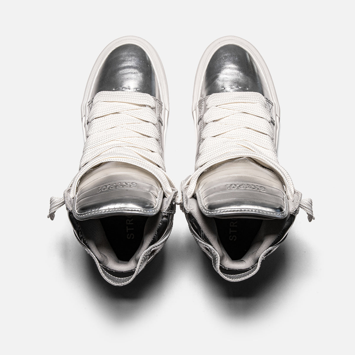 STRAYE SKTP.01 Chrome – top view with cushioned insole