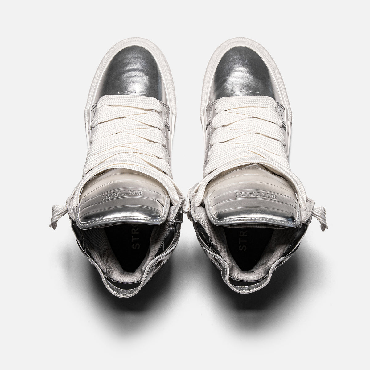 STRAYE SKTP.01 Chrome – top view with cushioned insole