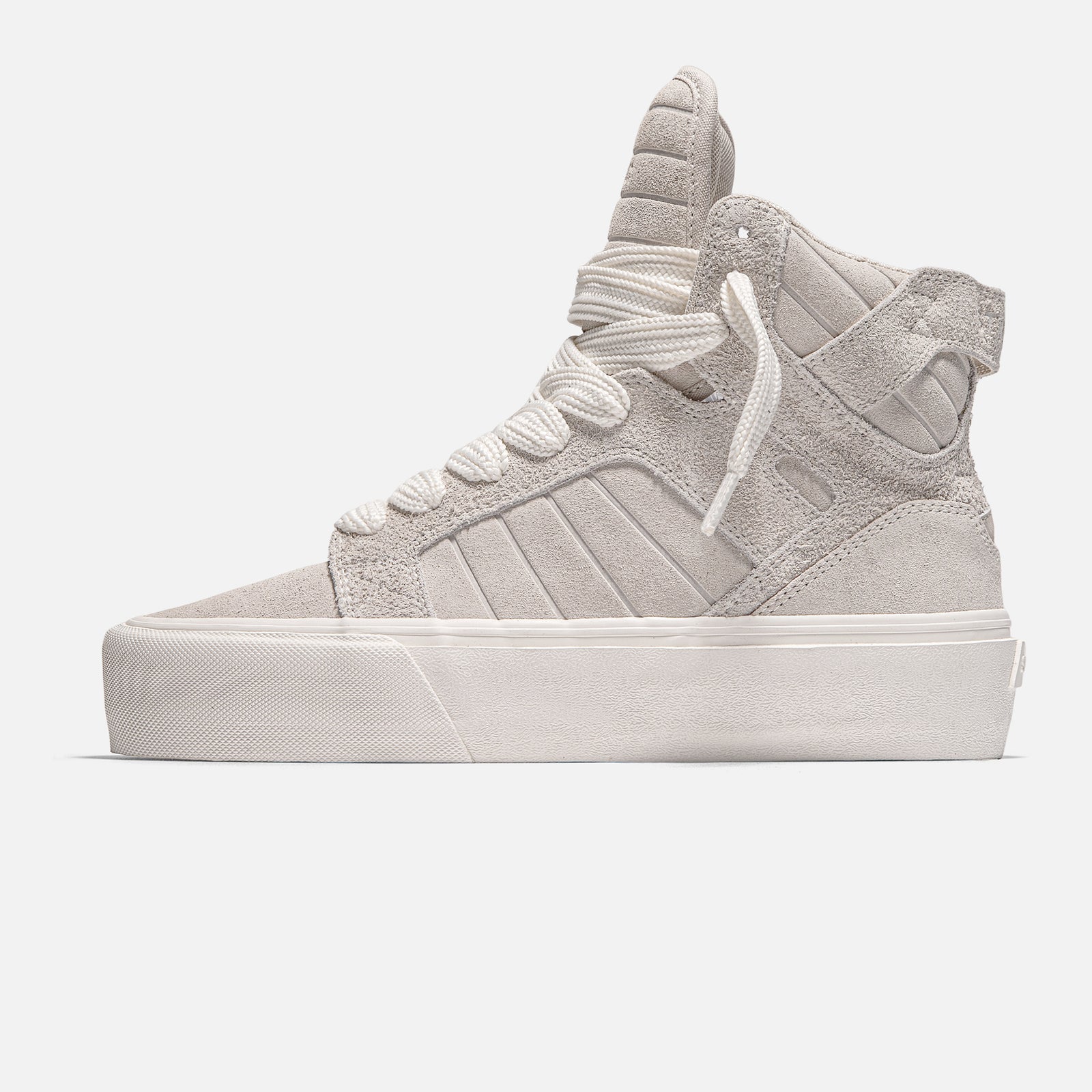 STRAYE SKTP.01 Cream – side view high-top skate sneaker