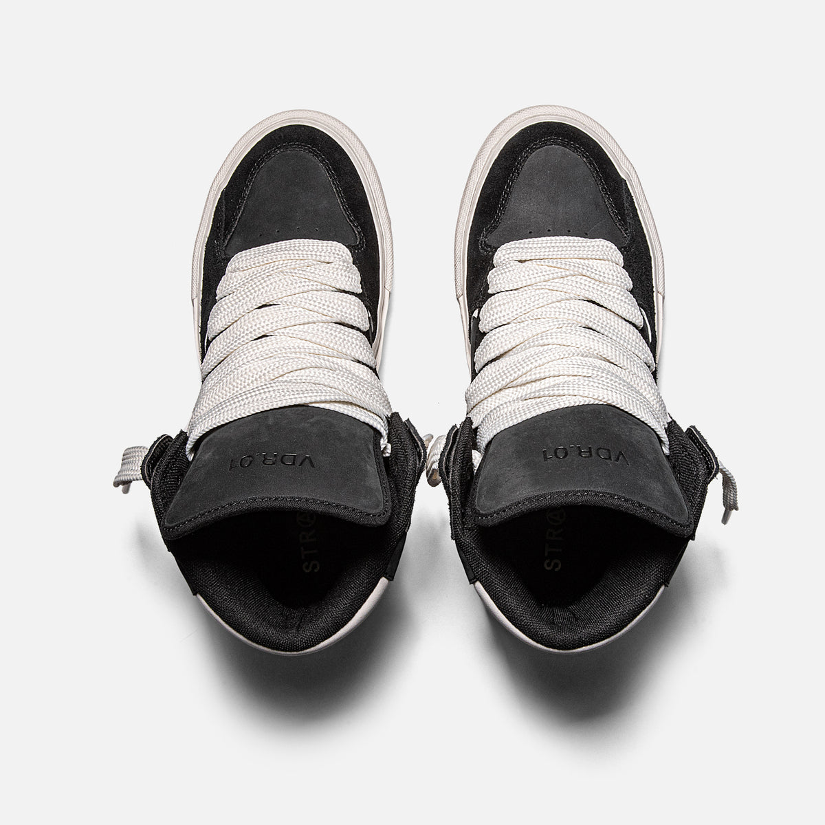 VDR.01 - BLACK | Top View