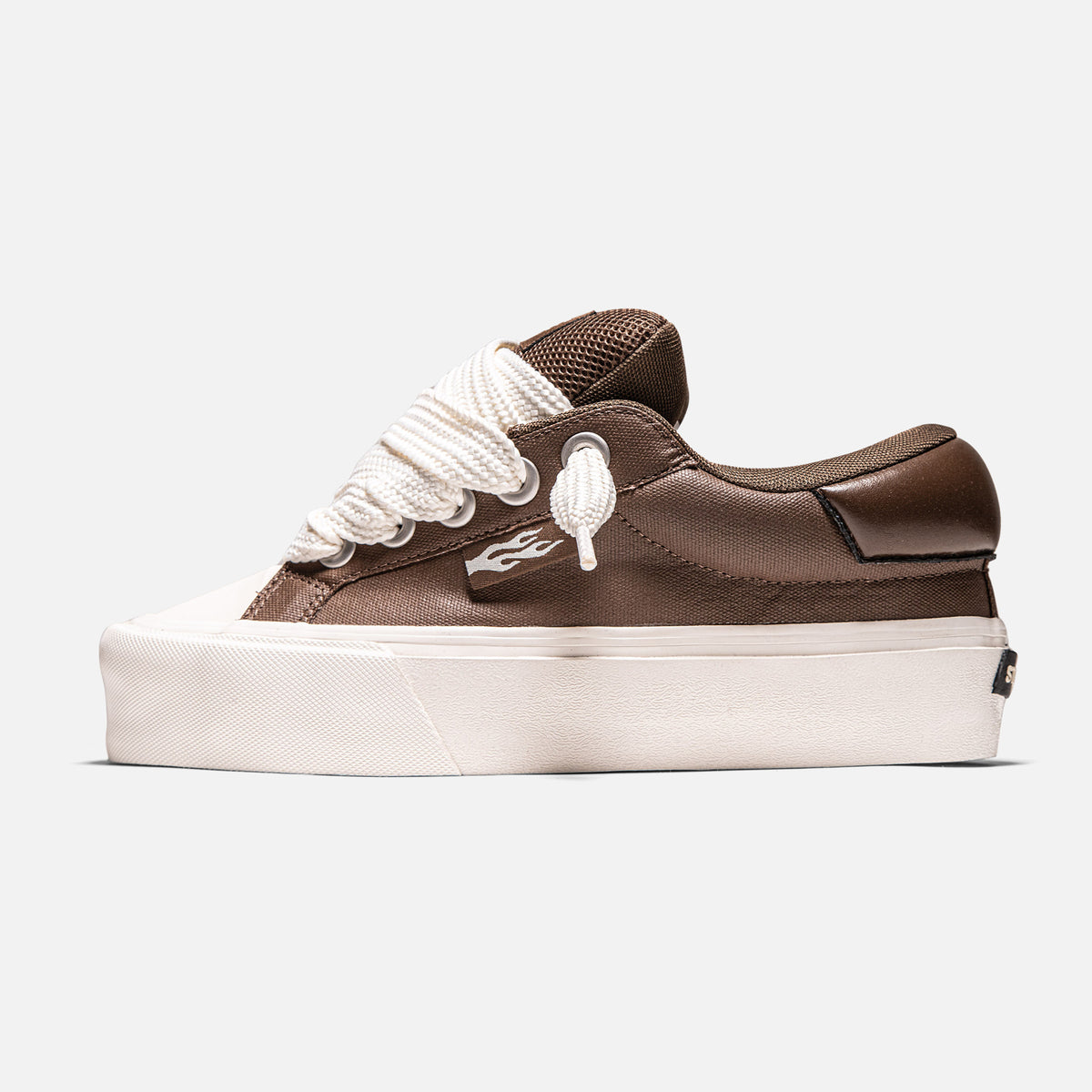 VENICE BUFF - BROWN | Side View