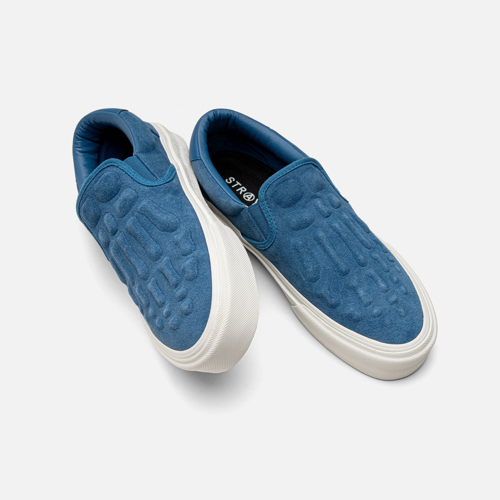 STRAYE Ventura Blue Bones – side view slip-on skate shoe  