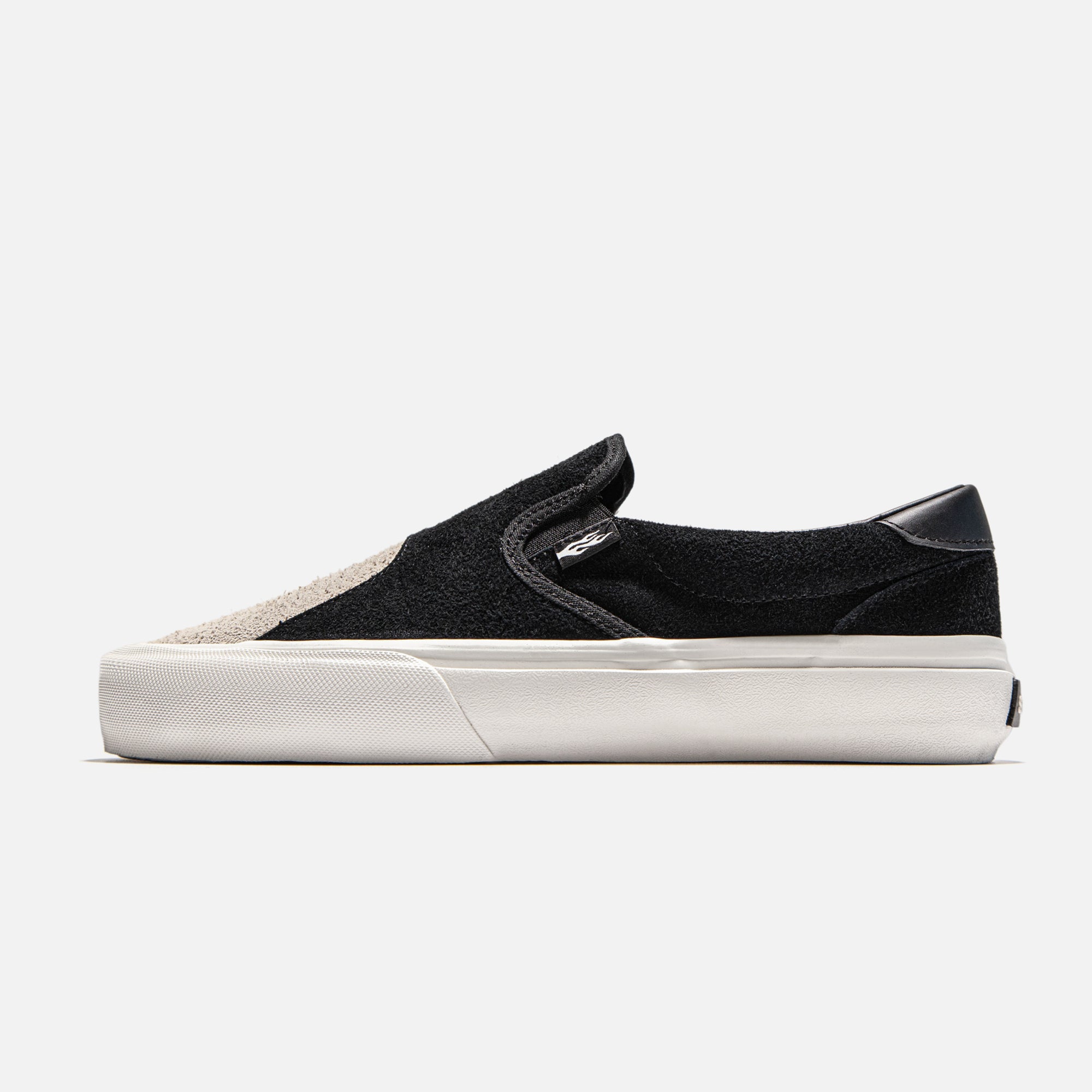 Ventura-OneLove-Suede1.jpg?v=