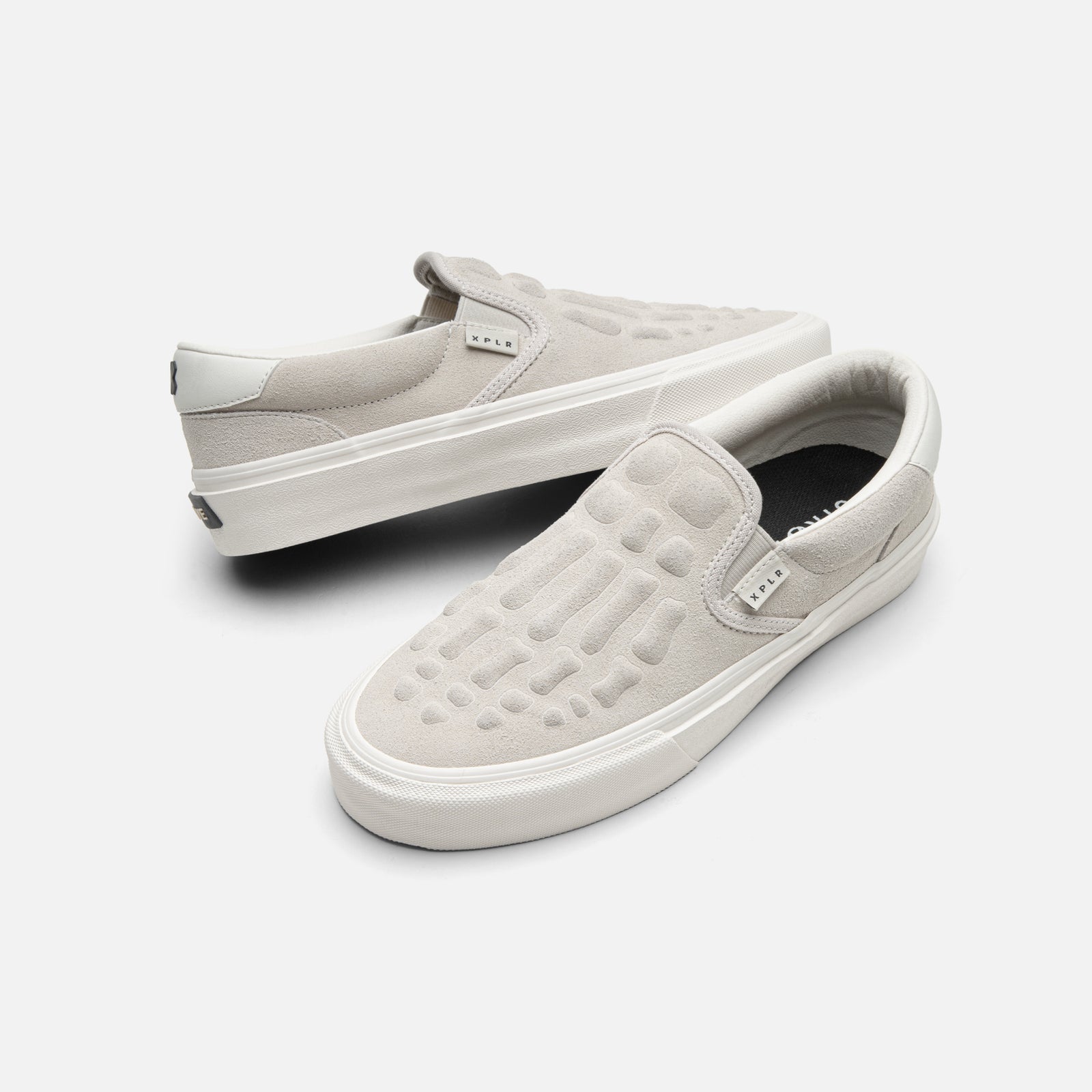 STRAYE Ventura XPLR Bones – side view slip-on skate shoe