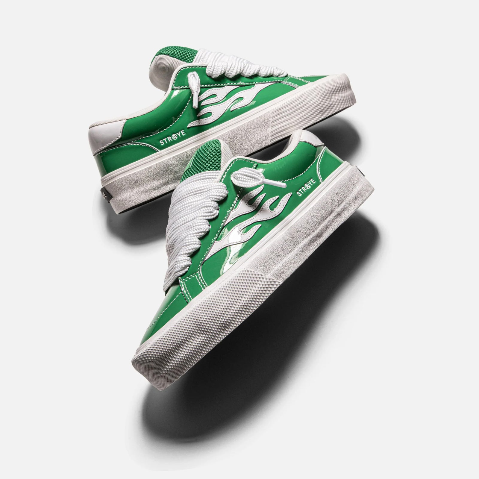 LOGAN PUFF - GLOSSY GREEN | Side View